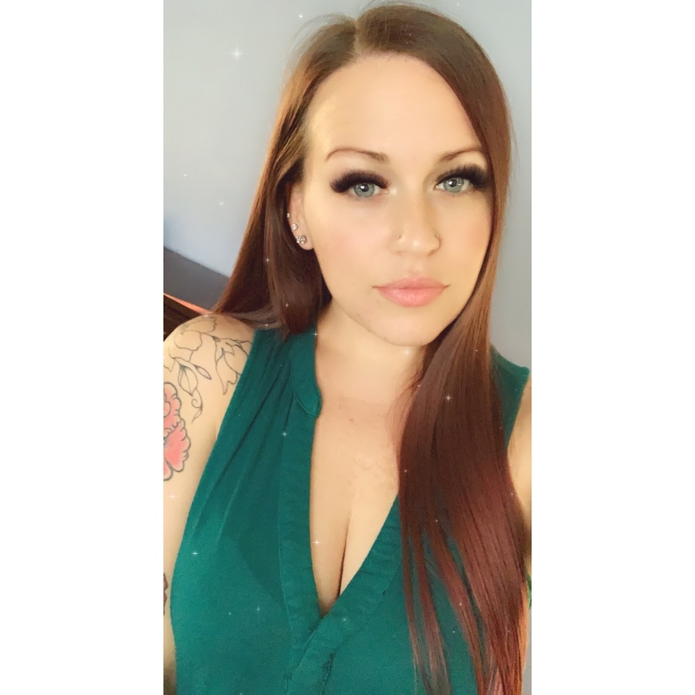 Meet your Posher, Melissa 🎀